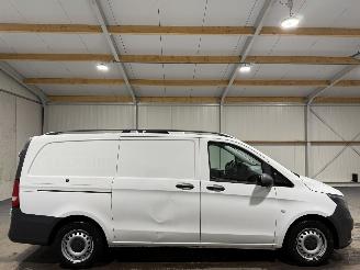 danneggiata veicoli commerciali Mercedes Vito 116CDI 120kW  KOEL/VRIES wagen 2017/8