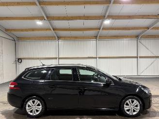 Voiture accidenté Peugeot 308 1.2 PureTech 81kW Active Clima 2017/2