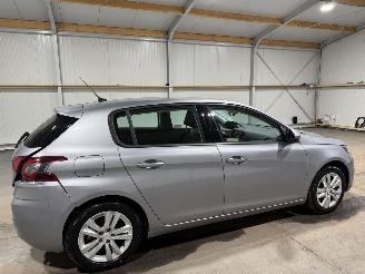Peugeot 308 1.2 PureTech 81kW Blue Lease Active picture 5