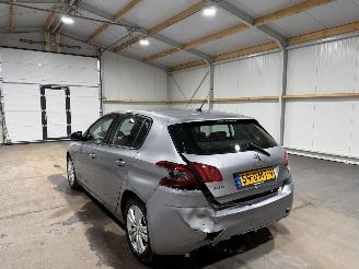 Peugeot 308 1.2 PureTech 81kW Blue Lease Active picture 12