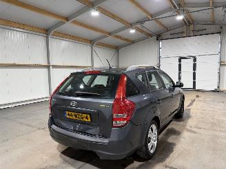 Kia Cee d 1.4CVVT 66kW Clima X-Ecutive picture 6