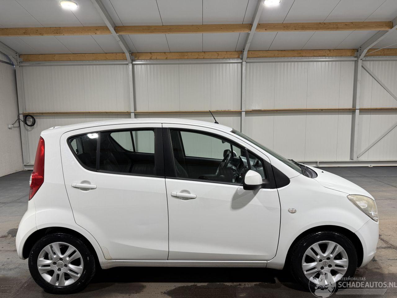 Opel Agila 1.0 50kW Airco Navigatie Edition