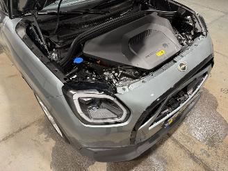 Mini Countryman E 66.5kWh M 150kW Automaat Pano Classic picture 25