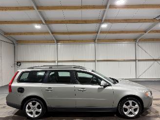 Avarii autoturisme Volvo V-70 2.4 D5 136kW  Automaat Leder Kinetic 2008/3