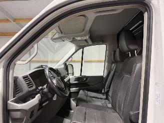 Volkswagen Crafter 2.0TDI 130kW KRAAN Camera ZWAAR DUBBELLUCHT picture 17