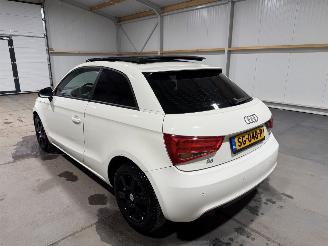 Audi A1 1.2TFSI 63kW Panoramadak S Edition picture 12