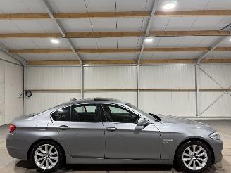 krockskadad bil auto BMW 5-serie 528i 180kW Automaat Schuifkantel Executive 2011/11