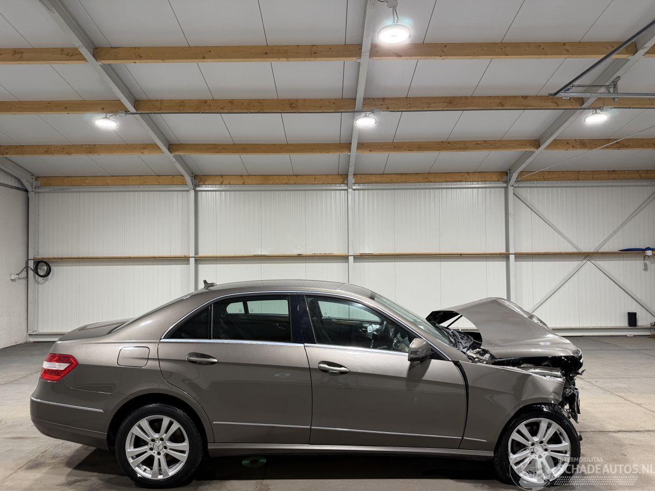 Mercedes E-klasse E200CGI 135kW Automaat Business Class Elegance