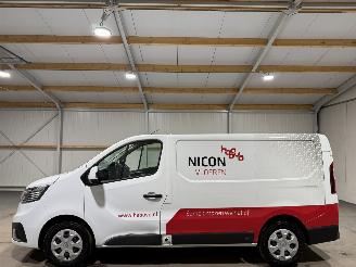 Renault Trafic 2.0DCi 81kW T27 Work Edition picture 8