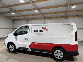 Renault Trafic 2.0DCi 81kW T27 Work Edition picture 11