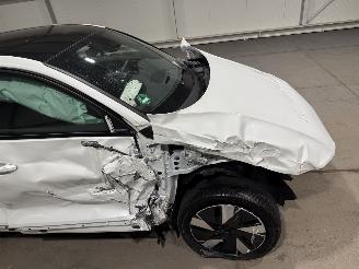 Volvo C-40 82kWh 185kW Single Motor Extended Range Plus picture 19