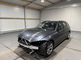 BMW 3-serie 318i 115kW Automaat Executive Edition picture 10