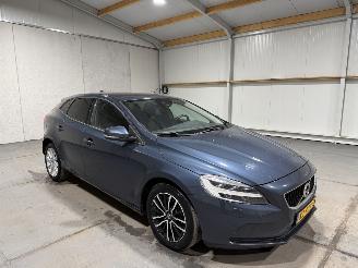 Volvo V-40 2.0 D2 88kW Automaat Kinetic picture 2