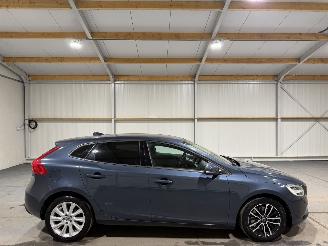 skadebil auto Volvo V-40 2.0 D2 88kW Automaat Kinetic 2017/1