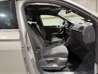 Volkswagen Tiguan 1.5TSI 110kW Automaat ACT Highline Business R picture 40