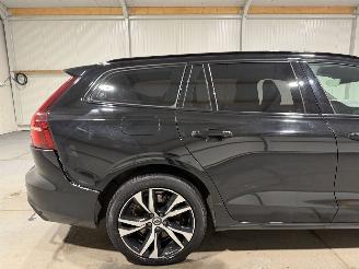 Volvo V-60 2.0T6 Recharge 186kW AWD R-Design picture 14