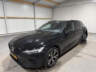 Volvo V-60 2.0T6 Recharge 186kW AWD R-Design picture 9