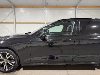 Volvo V-60 2.0T6 Recharge 186kW AWD R-Design picture 18