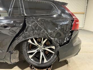 Volvo V-60 2.0T6 Recharge 186kW AWD R-Design picture 15