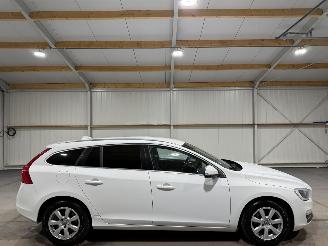 skadebil auto Volvo V-60 2.0T4 140kW Ocean Race Clima Camera 2016/3