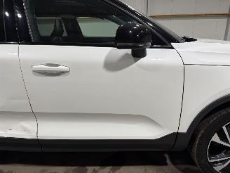 Volvo XC40 T5 1.5 132kW Automaat Pano Twin Engine R-Design picture 16