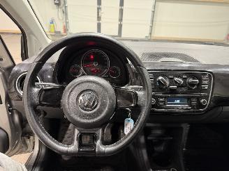 Volkswagen Up! 1.0 44kW High BlueMotion Airco picture 25