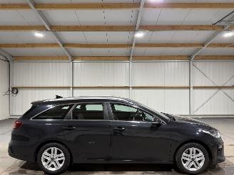 skadebil auto Kia Ceed 1.6CRDi 85kW Clima Camera Dynamicline 2019/7
