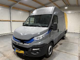 Iveco Daily 3.0CNG 100kW Airco H3 picture 10