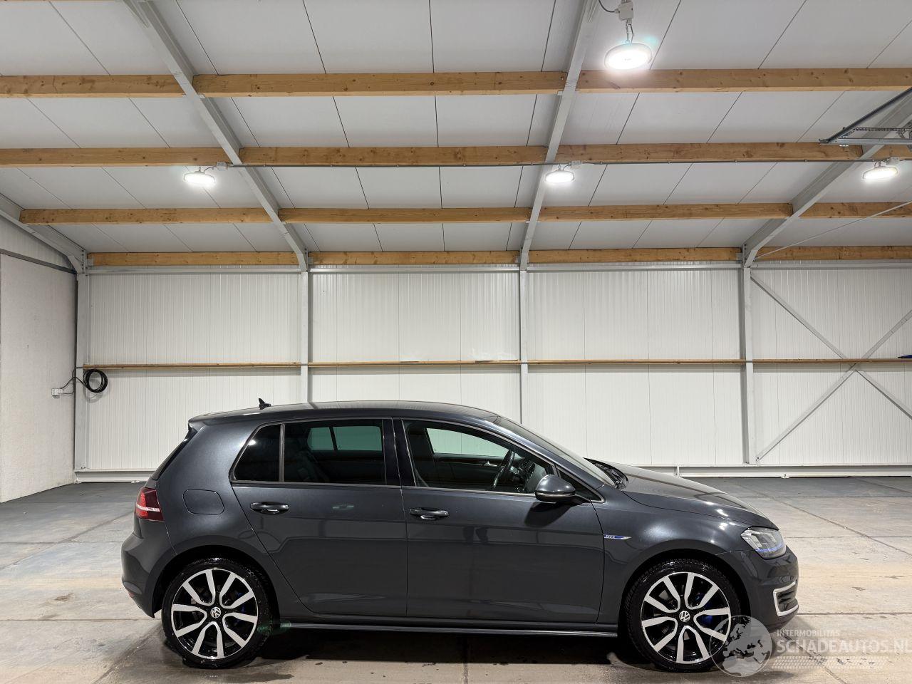 Volkswagen Golf GTE 1.4TSI 110kW Automaat Leder Clima