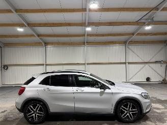 Unfallwagen Mercedes GLA 180CDI 80kW Automaat Lease Edition 2015/6