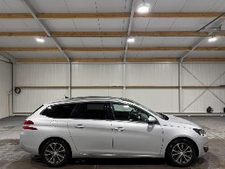 krockskadad bil auto Peugeot 308 2.0BlueHDI 110kW Blue Lease Premium 2015/6