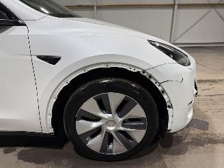 Tesla Model Y 75kWh Long Range 258kW AWD picture 16