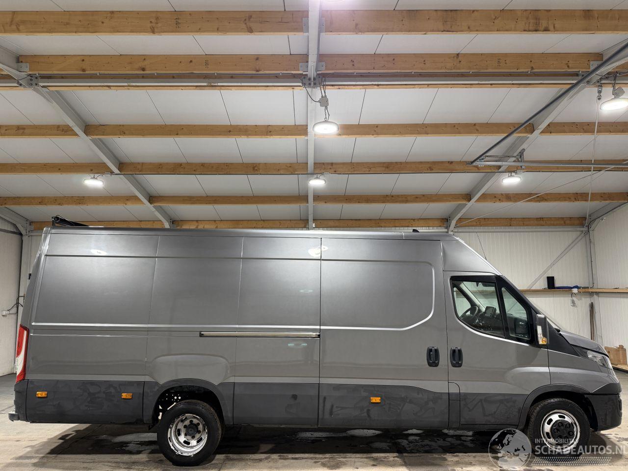 Iveco Daily 2.3d 115kW Automaat  Dubbel Camera Clima 410H2