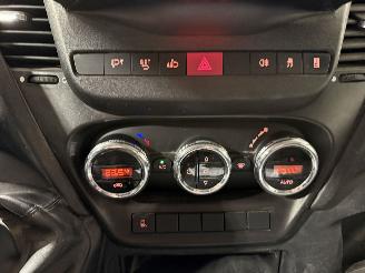 Iveco Daily 2.3d 115kW Automaat  Dubbel Camera Clima 410H2 picture 22