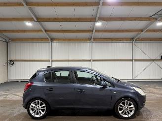 Auto incidentate Opel Corsa 1.4-16V 66kW Cosmo 2008/4