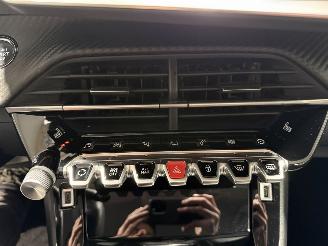 Peugeot 208 1.2PureTech 74kW Clima Camera Allure Pack picture 46