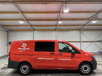 Vaurioauto  commercial vehicles Mercedes Vito 114CDI 100kW Automaat Lang Lease Ediition Camera 2024/1
