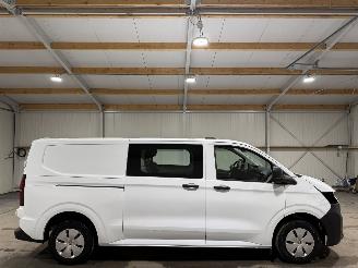 damaged commercial vehicles Volkswagen Transporter Electric 64kWh 100kW Life 2025/6