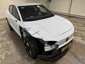 Volvo EX30 69kWh 200kW Single Motor Extended Range Plus picture 21