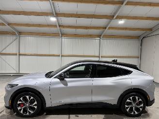 Ford Mustang Mach-e 75kWh 198kW AWD picture 8