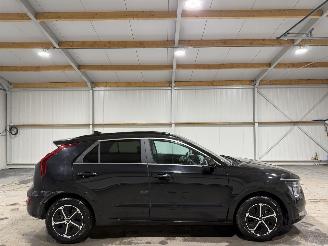 krockskadad bil auto Kia Niro 1.6GDi 77kW Hybrid DynamicPlusLine 2024/11