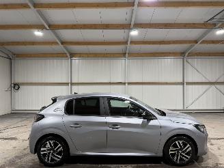 Avarii autoturisme Peugeot 208 1.2PT 55kW Airco Camera Style 2023/12