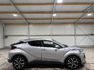 skadebil auto Toyota C-HR 1.8Hybrid 72kW Automaat First Edition 2020/6