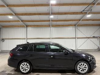 Coche accidentado Skoda Octavia 1.0eTSI 81kW Automaat Business Edition 2022/2
