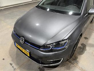 Volkswagen e-Golf 36kWh 100kW Automaat E-Dition picture 23