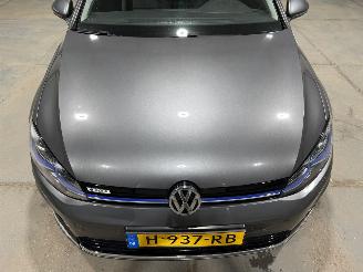 Volkswagen e-Golf 36kWh 100kW Automaat E-Dition picture 22