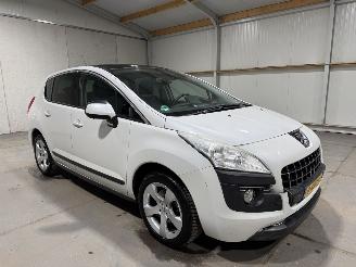Peugeot 3008 1.6THP 115kW Automaat Active Pano picture 2