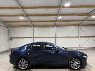 uszkodzony samochody osobowe Mazda 3 2.0SkyActive-X 132kW Automaat Comfort Met Bose 2020/11