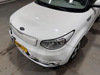 Kia Soul 27kWh 81kW Automaat ExecutiveLine picture 21