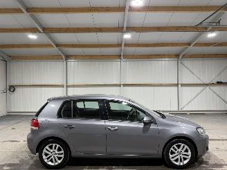 Vaurioauto  passenger cars Volkswagen Golf 1.4TSI 90kW Highline Airco 2009/1
